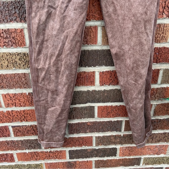 No Boundaries Brown Washed Faded High Waisted Leggings - Picture 2 of 5